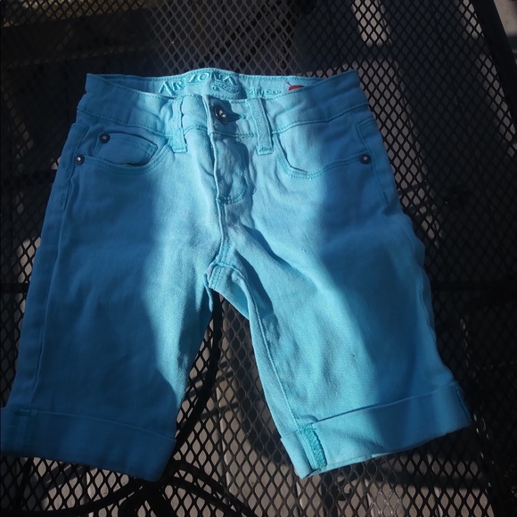 Girls shorts - Picture 9 of 12